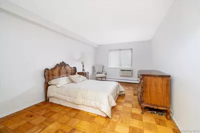 77 S Park Avenue #A4, Rockville Centre, NY 11570 - Photo 17