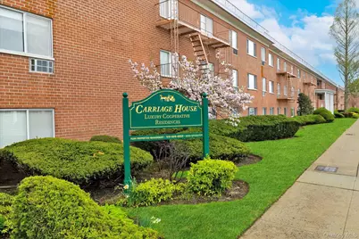 77 S Park Avenue #A4, Rockville Centre, NY 11570 - Photo 3