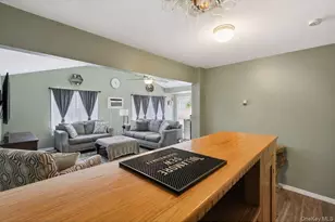 1433 Manatuck Blvd, Bay Shore, NY 11706 - Photo 5