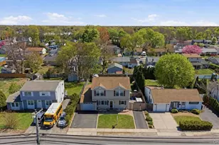 1433 Manatuck Blvd, Bay Shore, NY 11706 - Photo 29