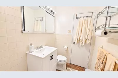 1200 E 53rd Street #3U, Brooklyn, NY 11234 - Photo 9