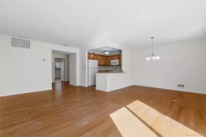 157 Carriage Court #E, Yorktown Heights, NY 10598 - Photo 5