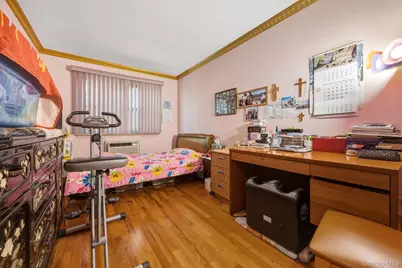 240-43 69 Avenue, Douglaston, NY 11362 - Photo 13