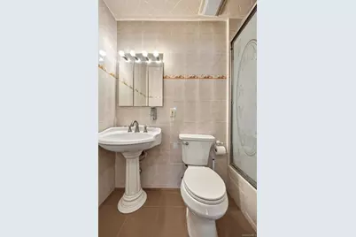 240-43 69 Avenue, Douglaston, NY 11362 - Photo 21