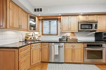 38 Ormond Avenue, Selden, NY 11784 - Photo 5
