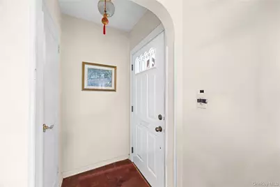 13817 64th Avenue, Flushing, NY 11367 - Photo 5