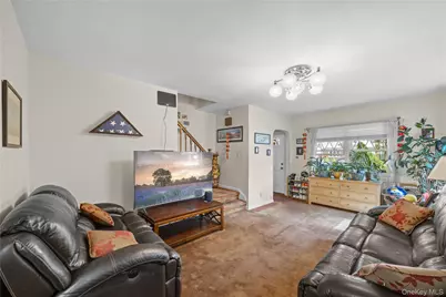 13817 64th Avenue, Flushing, NY 11367 - Photo 9