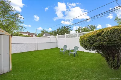 13817 64th Avenue, Flushing, NY 11367 - Photo 33