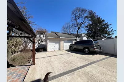 21911 131st Avenue, Springfield Gardens, NY 11413 - Photo 39