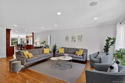 74 Dogwood Lane, Pleasantville, NY 10570 - Photo 3
