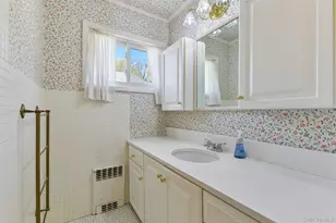 39 Shebar Dr, Islip, NY 11751 - Photo 19