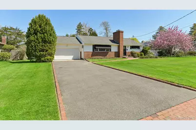 39 Shebar Drive, Islip, NY 11751 - Photo 3