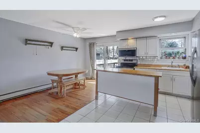 15 Maplewood Drive, Shirley, NY 11967 - Photo 17