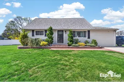 36 Ronald Drive E, Amityville, NY 11701 - Photo 1