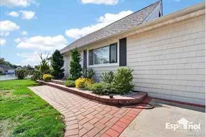 36 Ronald Drive E, Amityville, NY 11701 - Photo 5