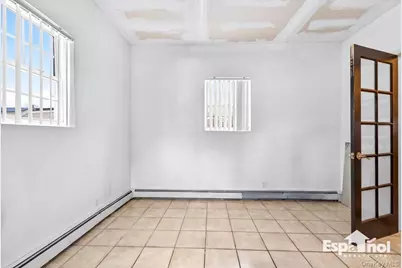 36 Ronald Drive E, Amityville, NY 11701 - Photo 23