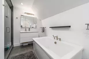 213 Herricks Ln, Jamesport, NY 11947 - Photo 15