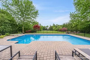 213 Herricks Ln, Jamesport, NY 11947 - Photo 3