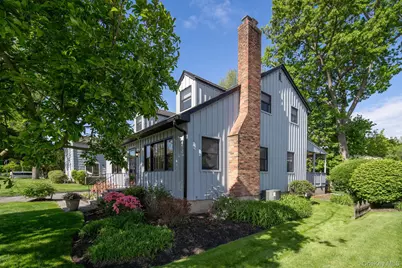 1 Seawanhaka Place, Oyster Bay, NY 11771 - Photo 19