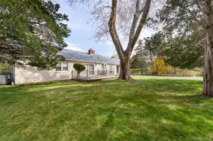 4 Hampton Harbor Ln, Hampton Bays, NY 11946 - Photo 3