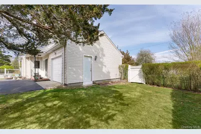 4 Hampton Harbor Lane, Hampton Bays, NY 11946 - Photo 29