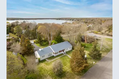 4 Hampton Harbor Lane, Hampton Bays, NY 11946 - Photo 5