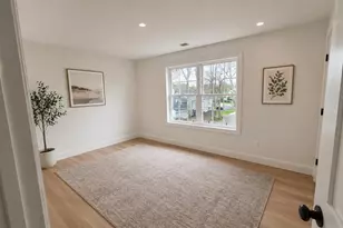 7 Edgewater Dr, Mastic Beach, NY 11951 - Photo 11