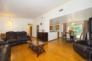 2 Lawrence Rd, Hyde Park, NY 12538 - Photo 5