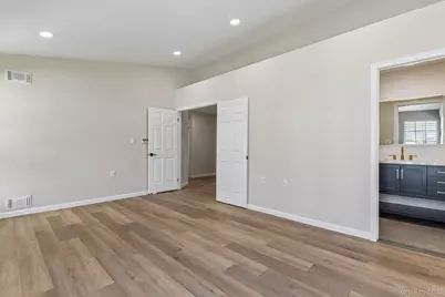 289 Glen Drive, Ridge, NY 11961 - Photo 23