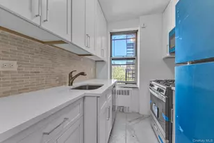 67-12 Yellowstone Blvd, Forest Hills, NY 11375 - Photo 11