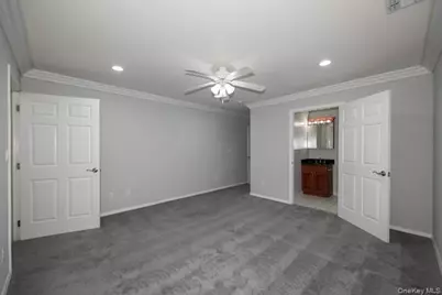 1 Pinnacle Drive #2, Port Jefferson, NY 11777 - Photo 7