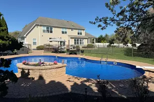 39 Sherwood Dr, Shoreham, NY 11786 - Photo 31