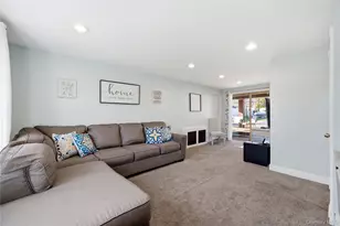 189 Marilynn St, East Islip, NY 11730 - Photo 5