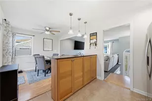189 Marilynn St, East Islip, NY 11730 - Photo 17