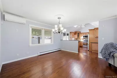 120 Franklin Place, Massapequa, NY 11758 - Photo 9