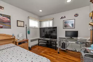 26 Sheridan St, Old Bethpage, NY 11804 - Photo 9