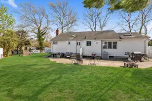 26 Sheridan St, Old Bethpage, NY 11804 - Photo 13