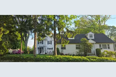 257 Schenck Avenue, Great Neck, NY 11021 - Photo 3