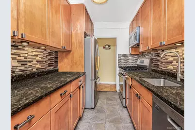 5500 5500 Fieldstone Road, Bronx, NY 10471 - Photo 3