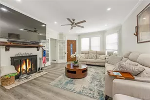 76 Washington Ave, Brentwood, NY 11717 - Photo 9