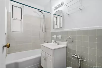 7445 Yellowstone Boulevard #6F, Rego Park, NY 11374 - Photo 11