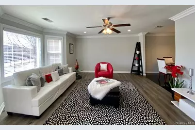 86 Adams Way #86, Sayville, NY 11782 - Photo 7