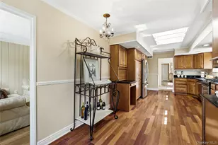 35 Mayer Dr, Suffern, NY 10901 - Photo 11