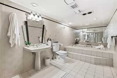 35 Mayer Drive, Suffern, NY 10901 - Photo 25