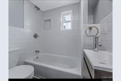 6 E Barclay Street, Hicksville, NY 11801 - Photo 13
