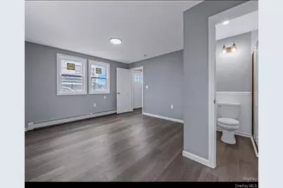6 E Barclay Street, Hicksville, NY 11801 - Photo 3