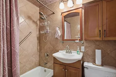 100 Diplomat Drive #7J, Mount Kisco, NY 10549 - Photo 21