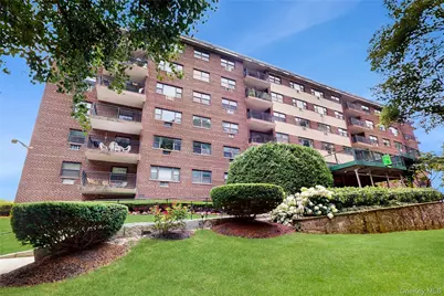 100 Diplomat Drive #7J, Mount Kisco, NY 10549 - Photo 3