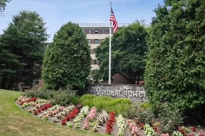 100 Diplomat Drive #7J, Mount Kisco, NY 10549 - Photo 1