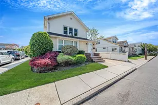 232 Waldorf Ave, Elmont, NY 11003 - Photo 31